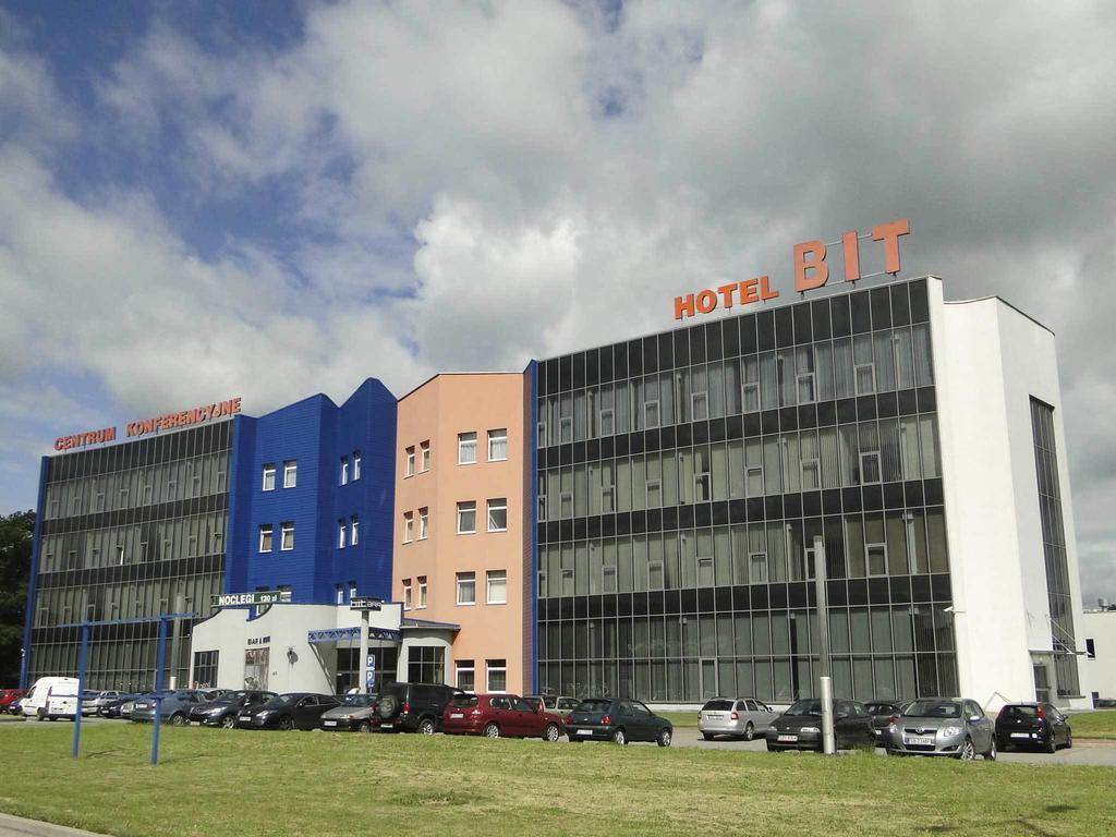 Bit Hotel Bielsko-Biala Bagian luar foto