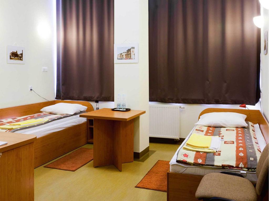 Bit Hotel Bielsko-Biala Ruang foto