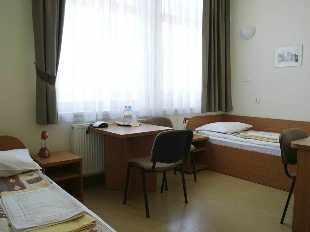 Bit Hotel Bielsko-Biala Ruang foto