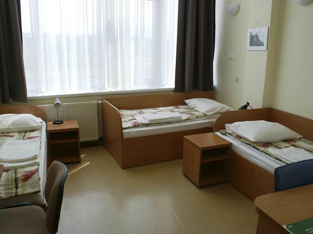 Bit Hotel Bielsko-Biala Ruang foto