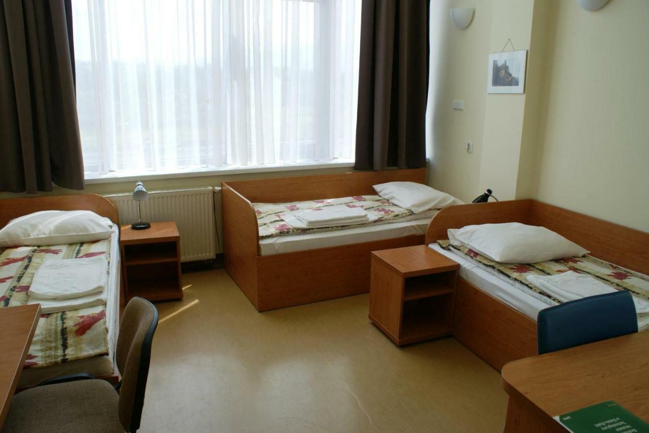 Bit Hotel Bielsko-Biala Bagian luar foto