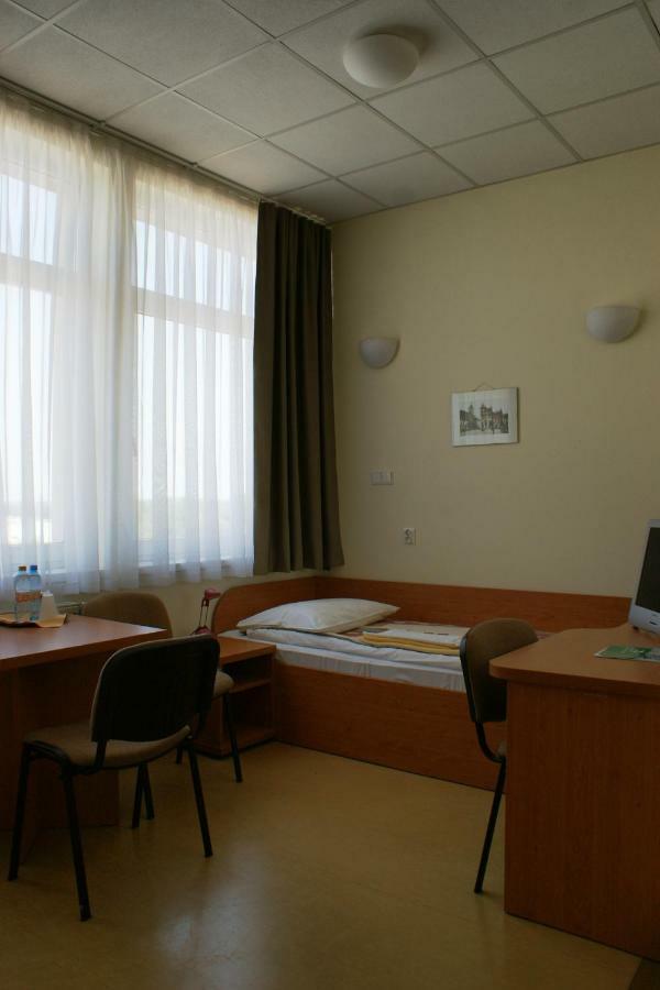 Bit Hotel Bielsko-Biala Bagian luar foto